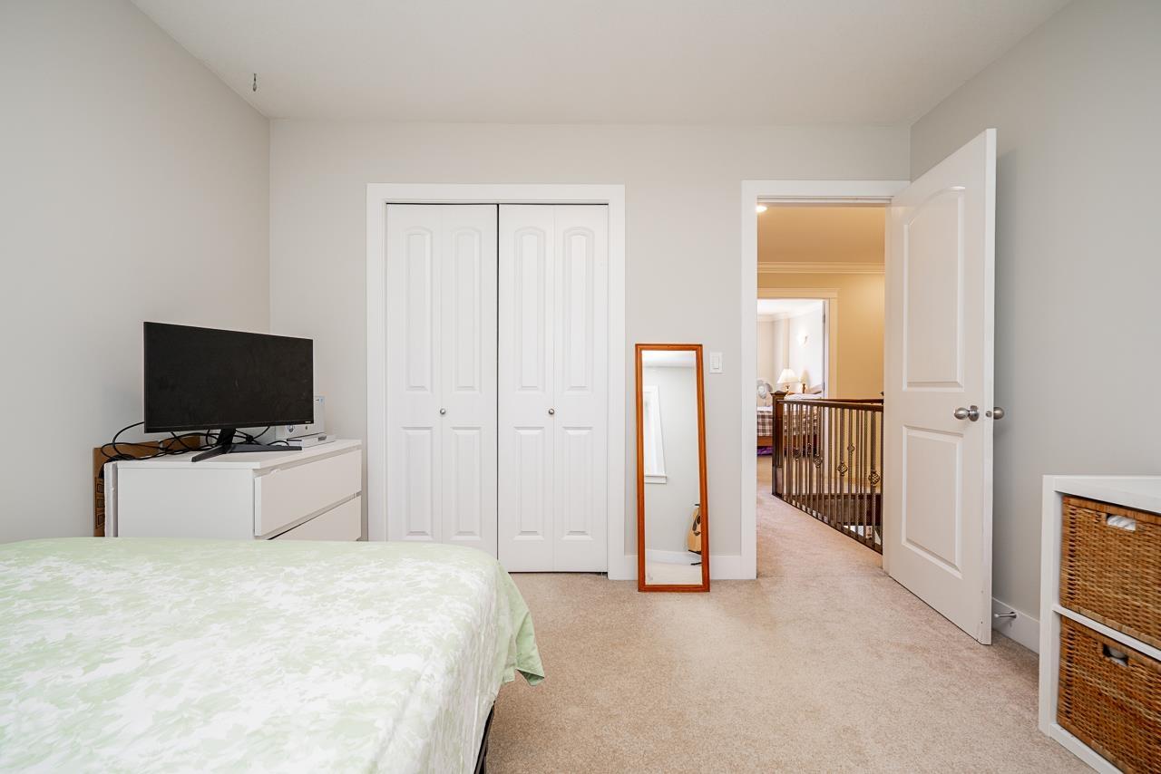 19338 72a Avenue, Surrey, British Columbia  V4N 5X9 - Photo 25 - R3129750