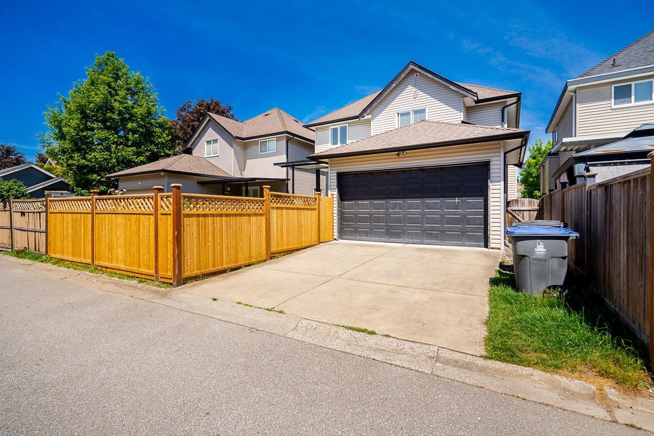 19338 72a Avenue, Surrey, British Columbia  V4N 5X9 - Photo 37 - R3129750