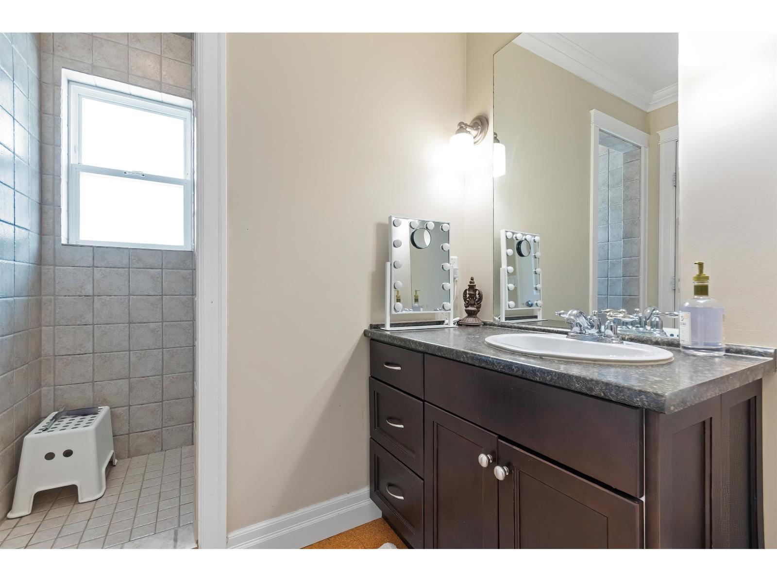 34609 7 Avenue, Abbotsford, British Columbia  V2S 8P4 - Photo 23 - R3129416