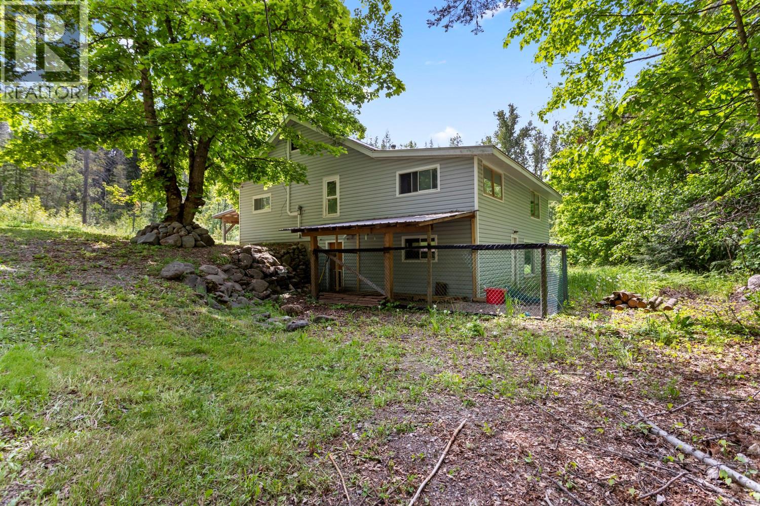 5510 Duck Creek Road, Wynndel, British Columbia V0B 2N2 - Photo 20 - 10388778