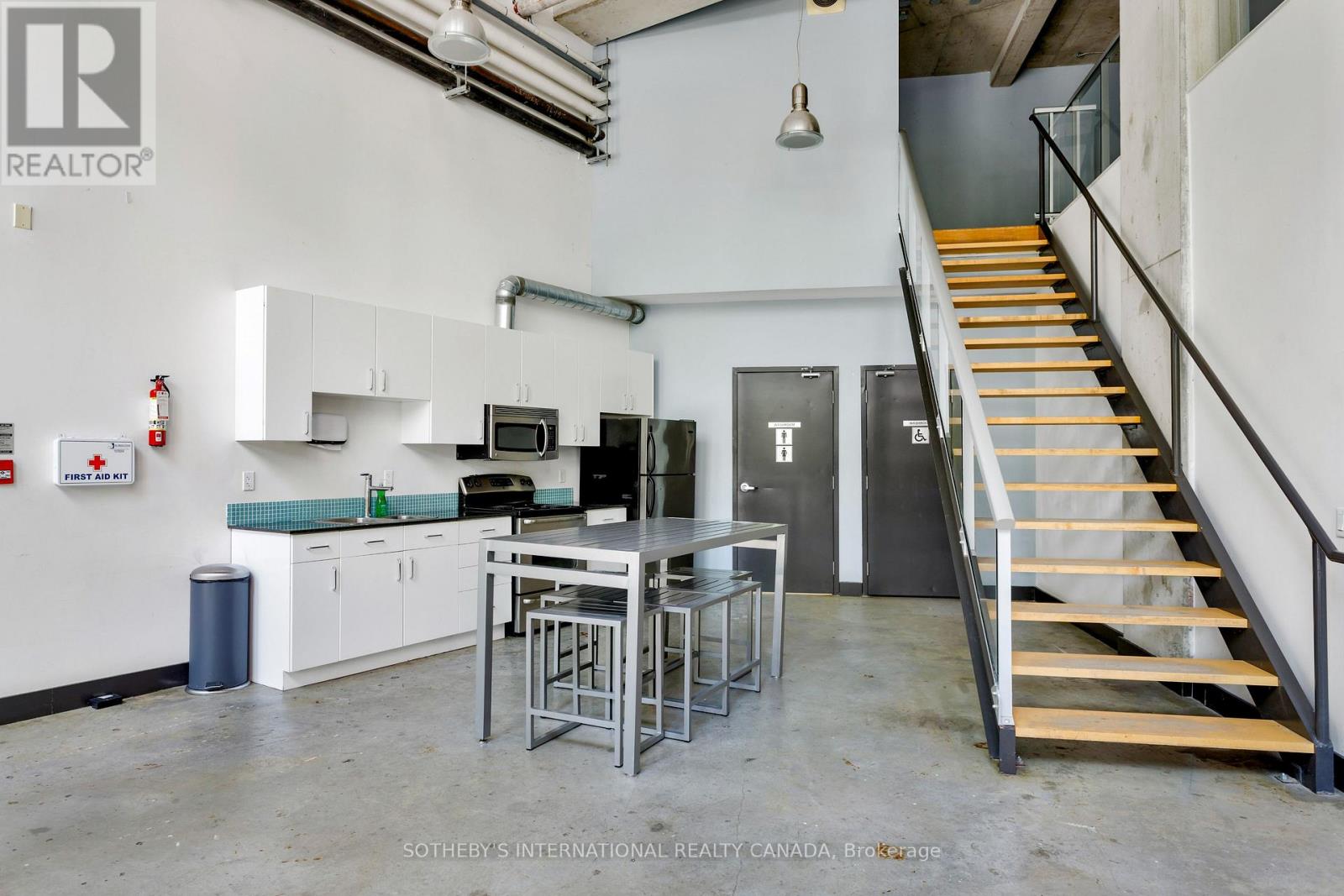 402 - 369 Sorauren Avenue, Toronto, Ontario  M6R 3C1 - Photo 29 - W13222360