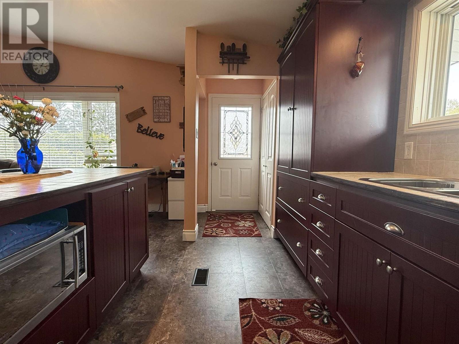 82b Axmith Ave, Elliot Lake, Ontario  P5A 1B8 - Photo 11 - SM261187