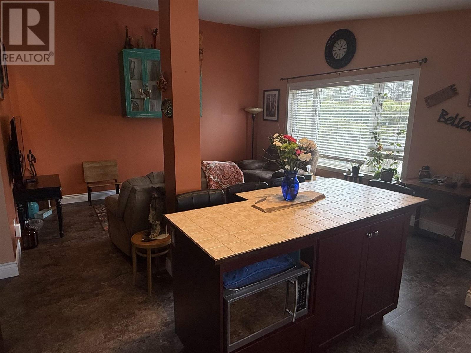 82b Axmith Ave, Elliot Lake, Ontario  P5A 1B8 - Photo 12 - SM261187