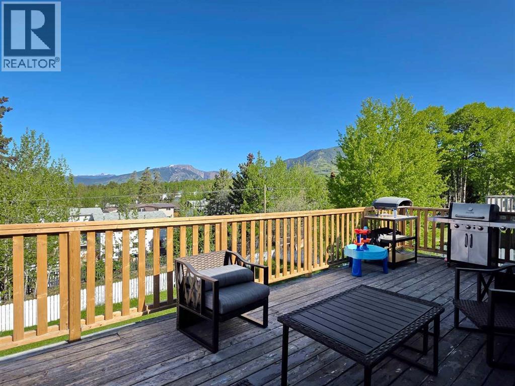 10638 Shand Avenue, Grande Cache, Alberta  T0E 0Y0 - Photo 2 - A2316642