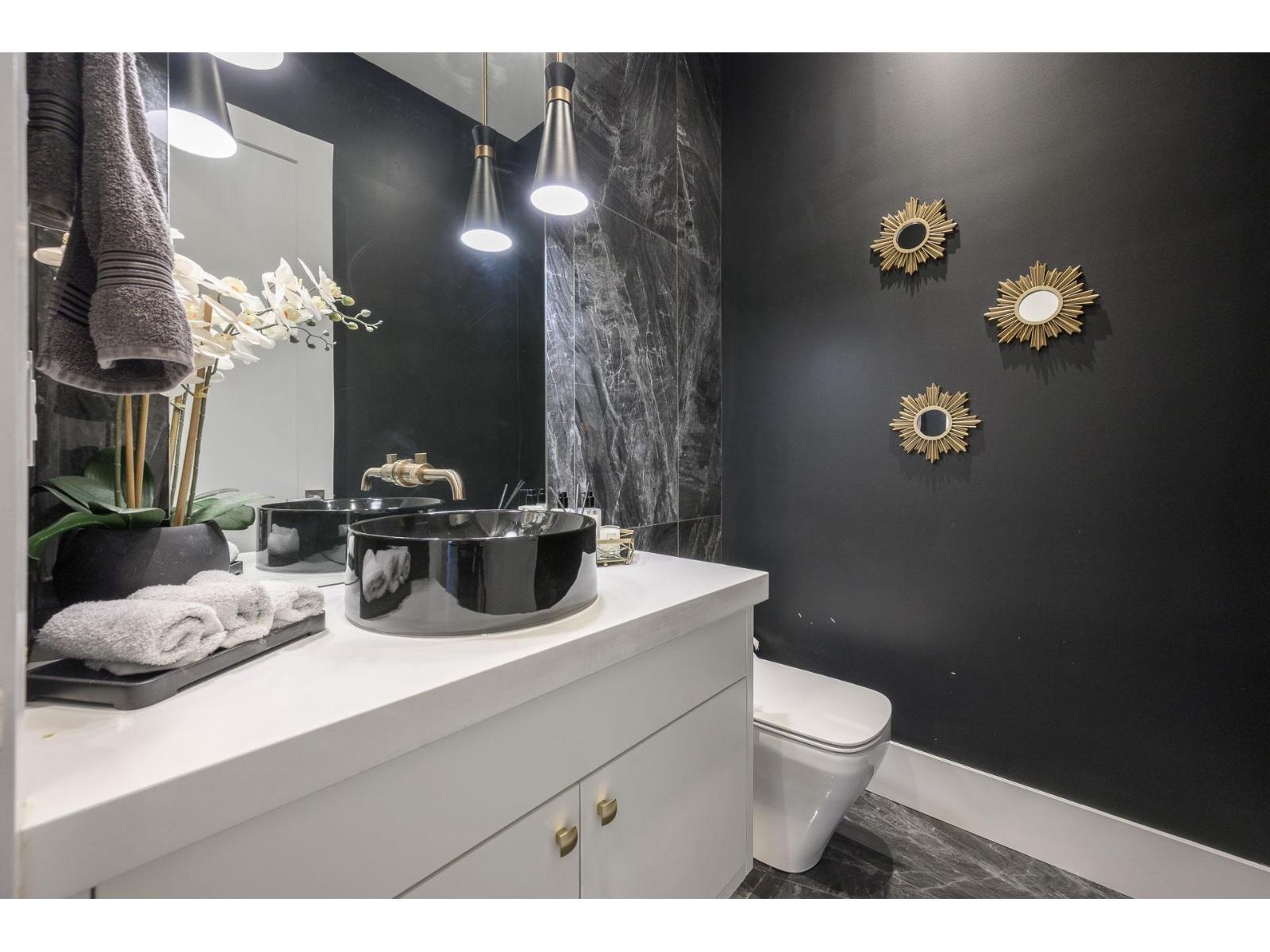 16060 112 Avenue, Surrey, British Columbia  V4N 1R3 - Photo 11 - R3130568