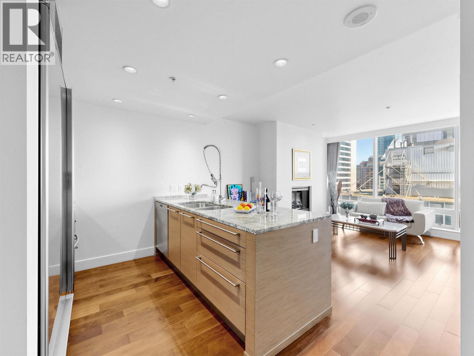 2407 1111 Alberni Street, Vancouver, British Columbia  V6E 4V2 - Photo 6 - R3130284