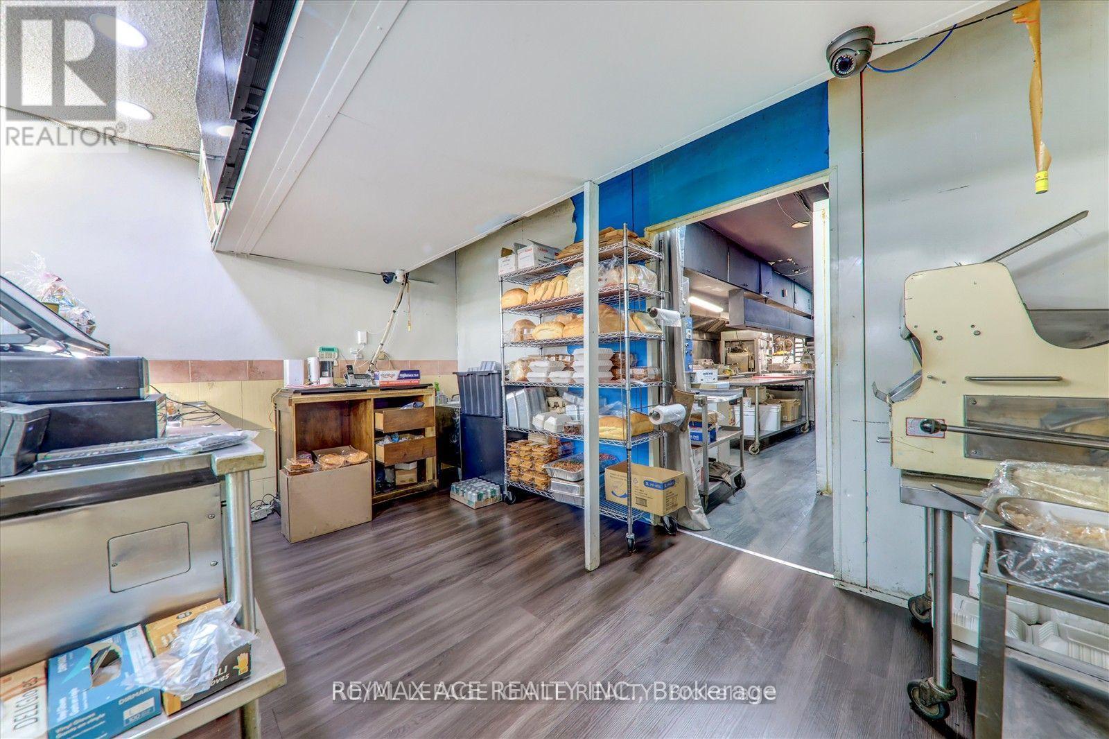2398 Eglinton Avenue E, Toronto, Ontario  M1K 2P3 - Photo 12 - E13225248