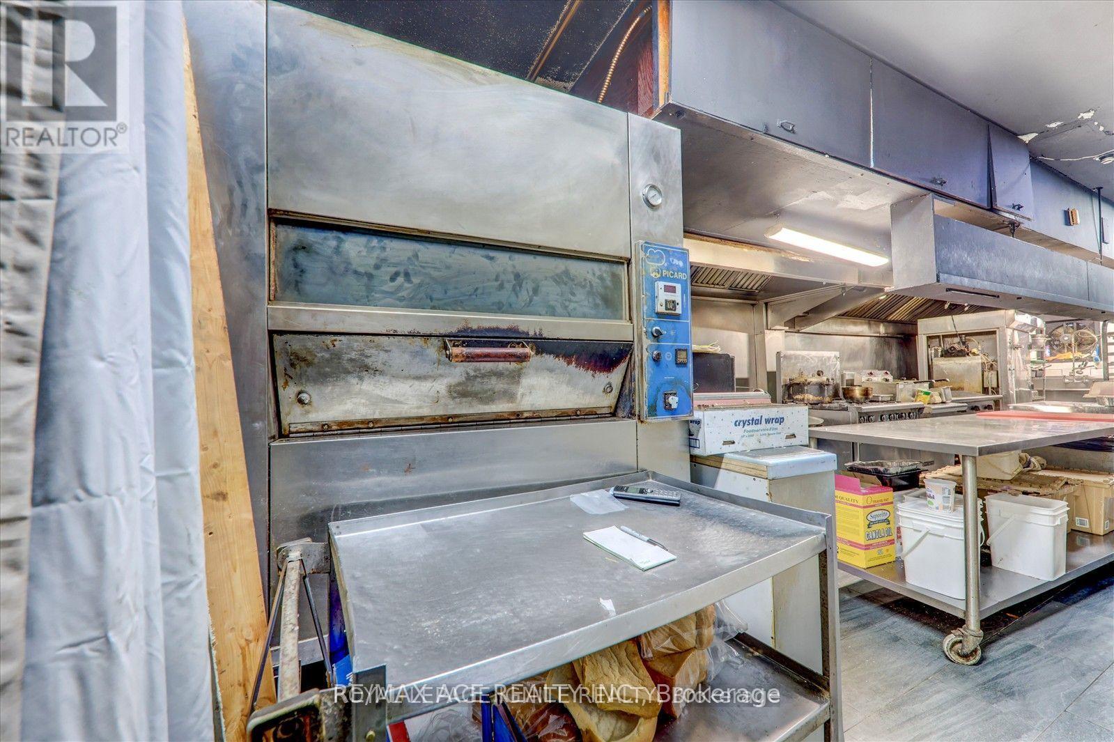 2398 Eglinton Avenue E, Toronto, Ontario  M1K 2P3 - Photo 13 - E13225248