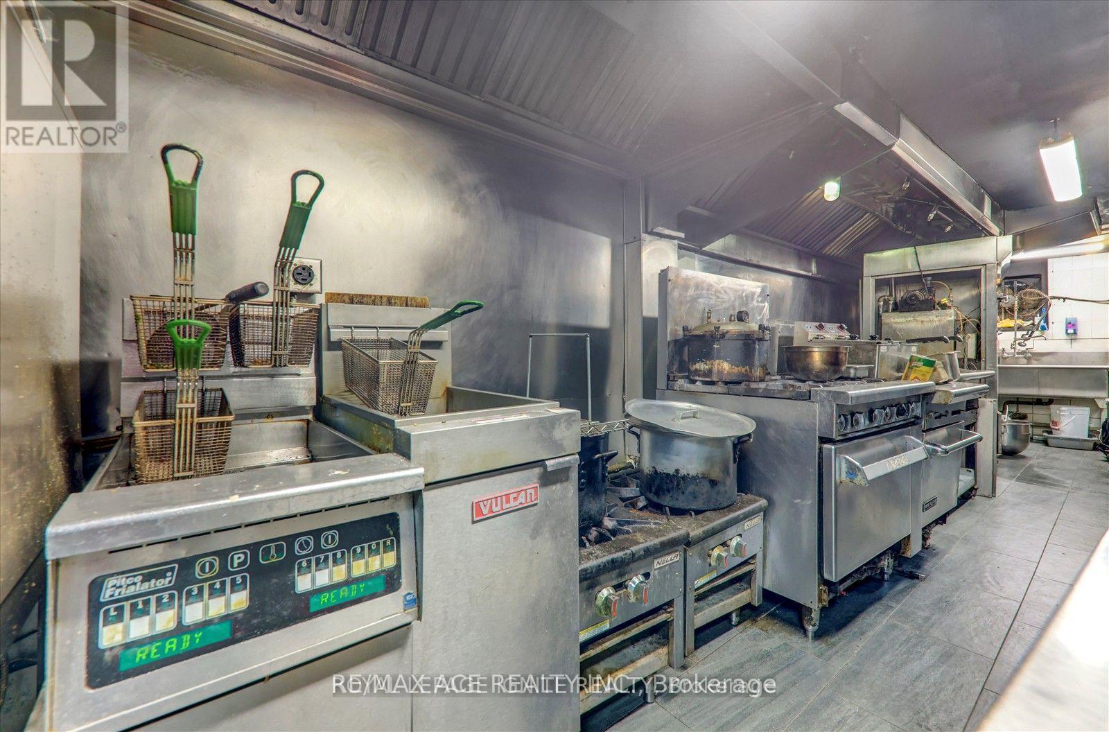 2398 Eglinton Avenue E, Toronto, Ontario  M1K 2P3 - Photo 15 - E13225248