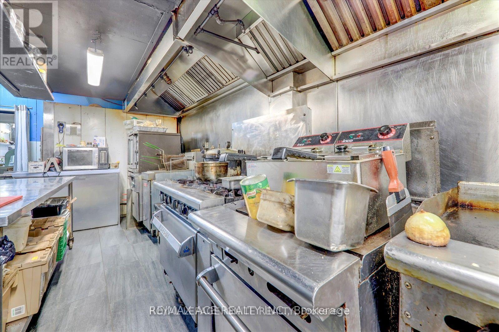 2398 Eglinton Avenue E, Toronto, Ontario  M1K 2P3 - Photo 17 - E13225248