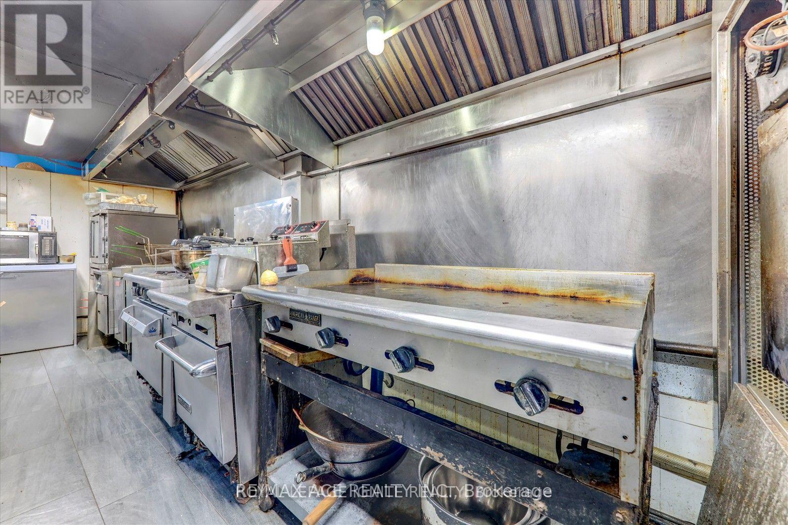 2398 Eglinton Avenue E, Toronto, Ontario  M1K 2P3 - Photo 18 - E13225248