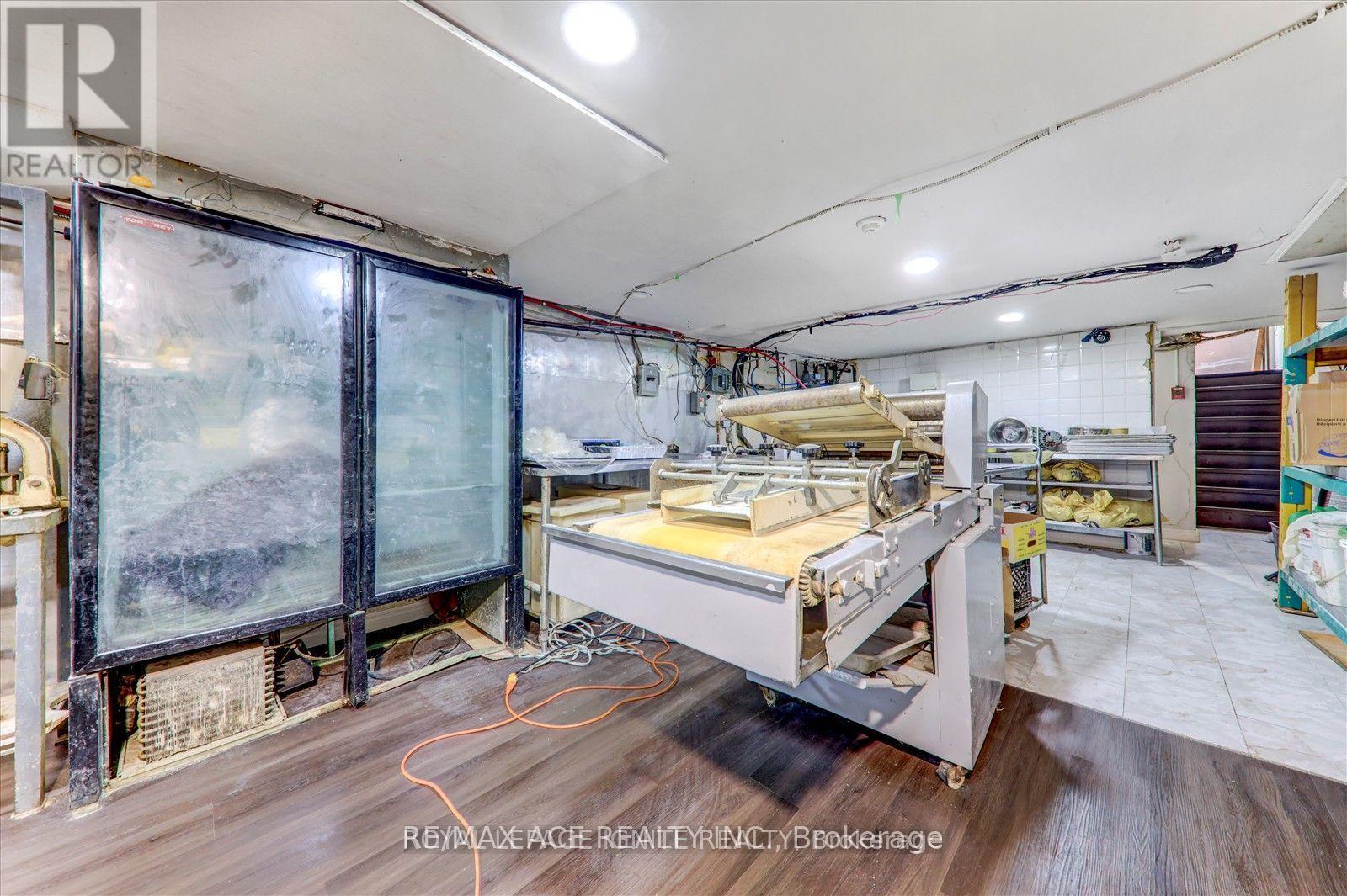 2398 Eglinton Avenue E, Toronto, Ontario  M1K 2P3 - Photo 25 - E13225248
