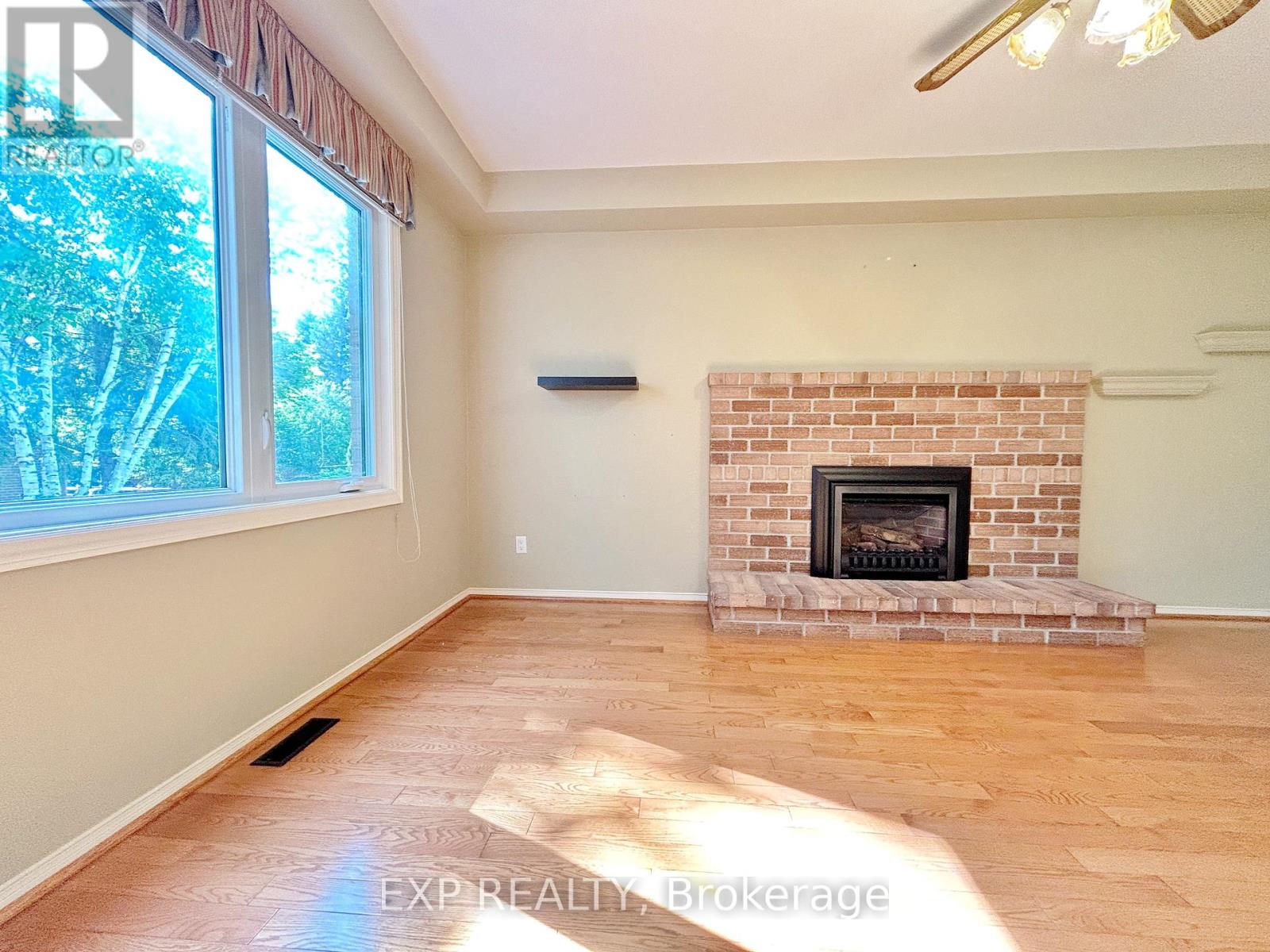23 Haskell Crescent, Aurora, Ontario  L4G 5T4 - Photo 10 - N13219194