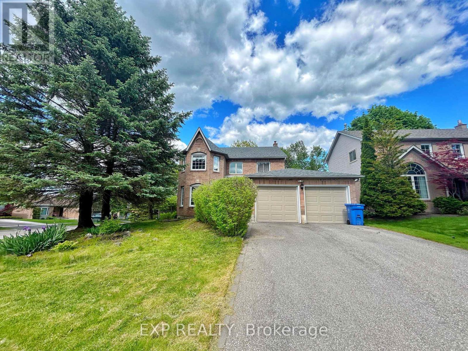 23 HASKELL CRESCENT, Aurora, Ontario