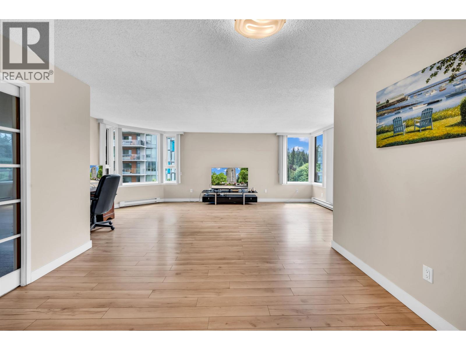 802 5790 Patterson Avenue, Burnaby, British Columbia  V5H 4H6 - Photo 4 - R3130371