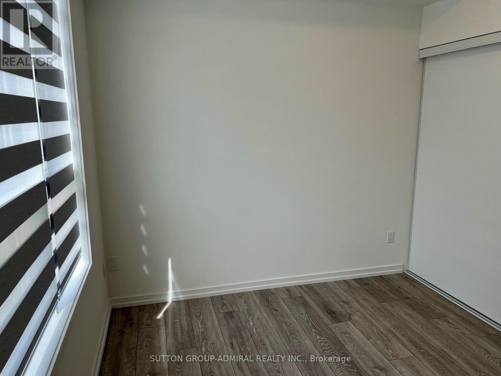 15 - 24 Lytham Green Circle, Newmarket, Ontario  L3Y 0H4 - Photo 10 - N13225252