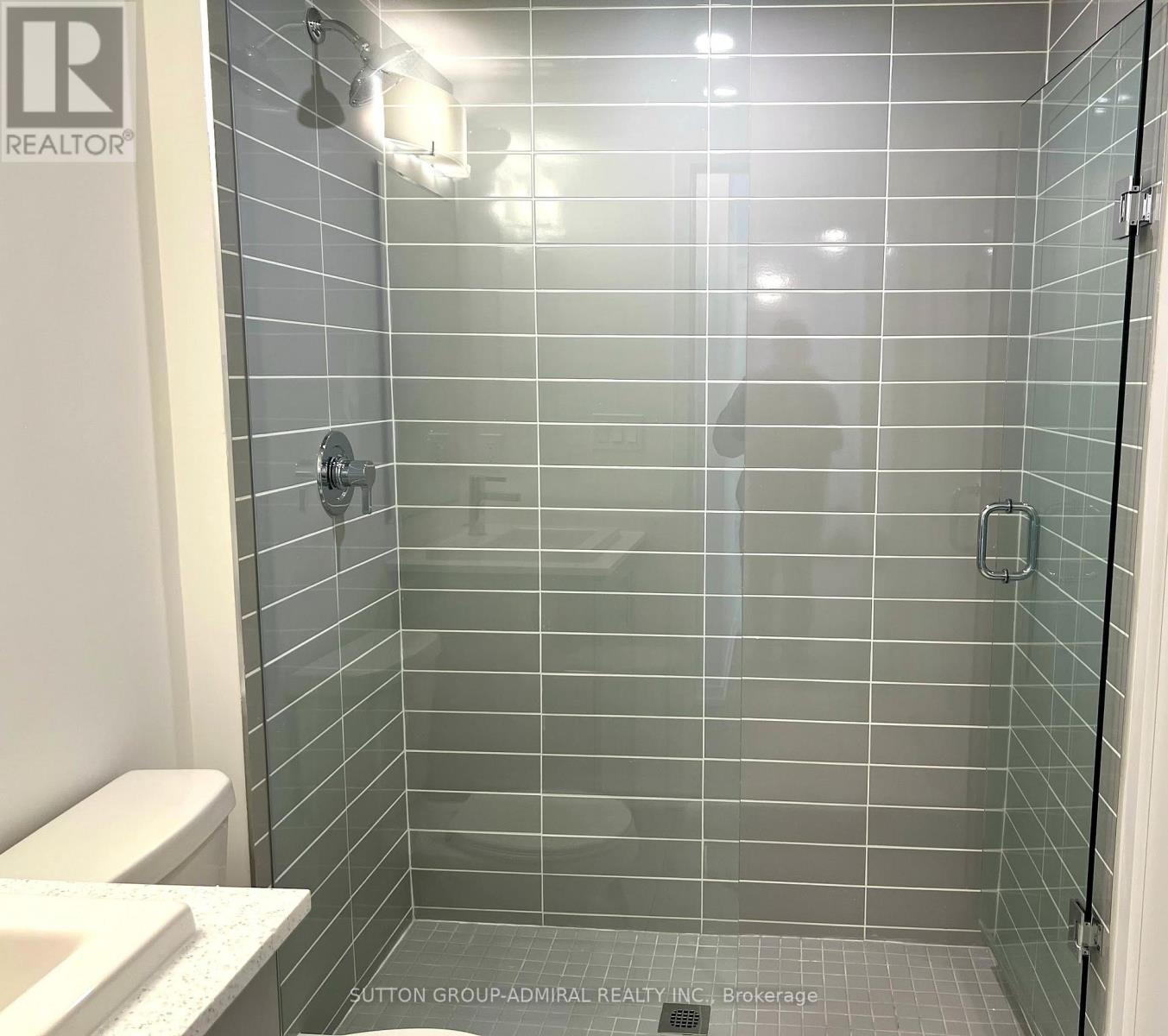 15 - 24 Lytham Green Circle, Newmarket, Ontario  L3Y 0H4 - Photo 12 - N13225252