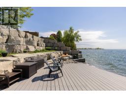99 LAKE PROMENADE, Toronto, Ontario