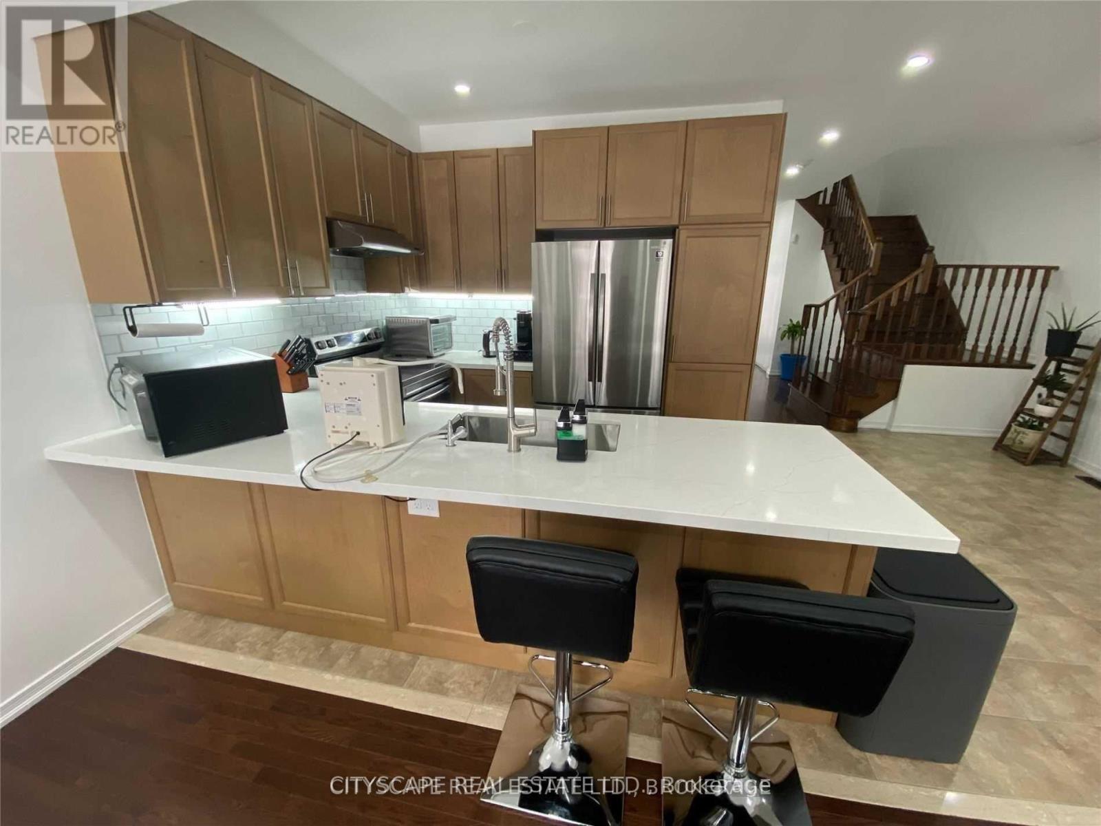 Upper - 20 Pentonville Road, Brampton, Ontario  L6R 3R9 - Photo 10 - W13225234
