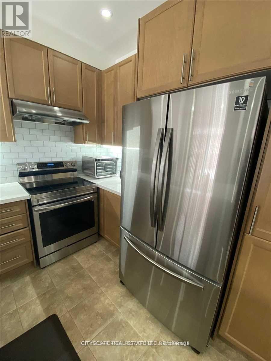 Upper - 20 Pentonville Road, Brampton, Ontario  L6R 3R9 - Photo 11 - W13225234