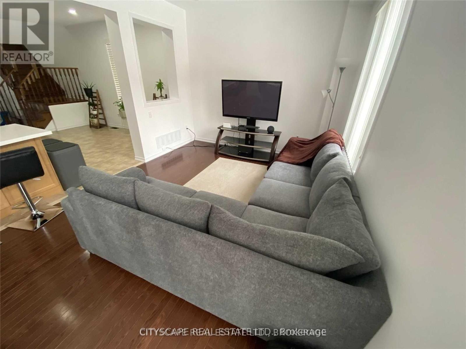 Upper - 20 Pentonville Road, Brampton, Ontario  L6R 3R9 - Photo 12 - W13225234
