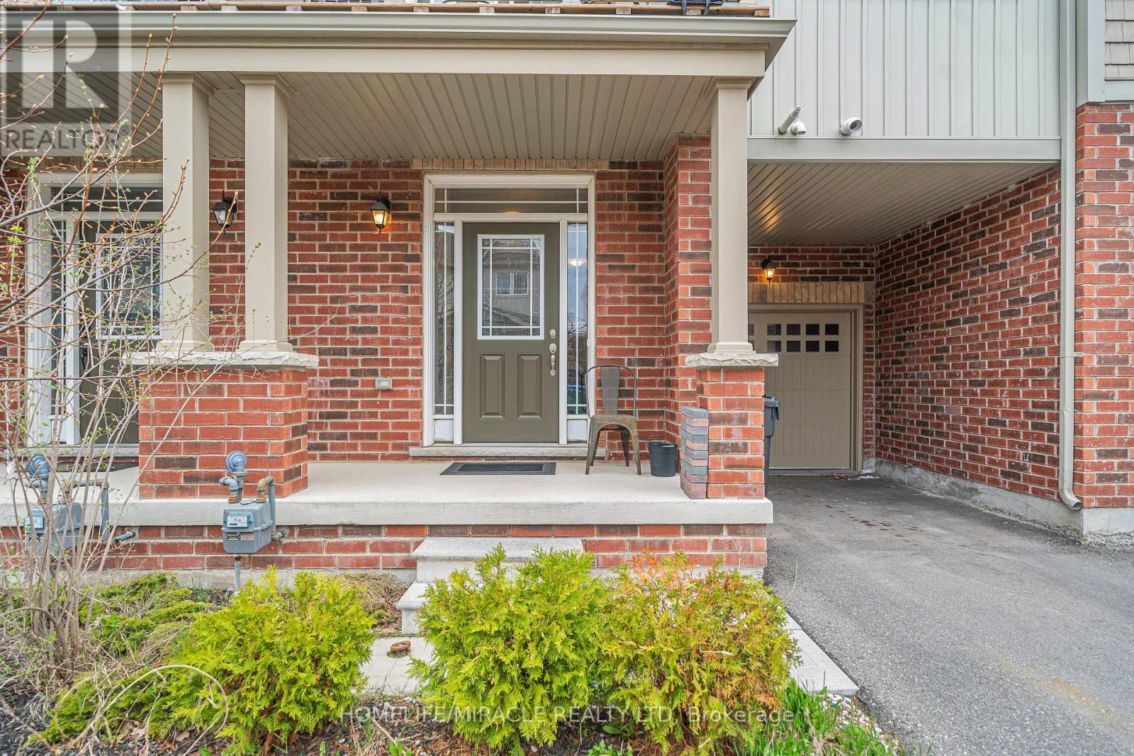 15 Glasson Lane, Caledon, Ontario  L7C 4H2 - Photo 3 - W13225256