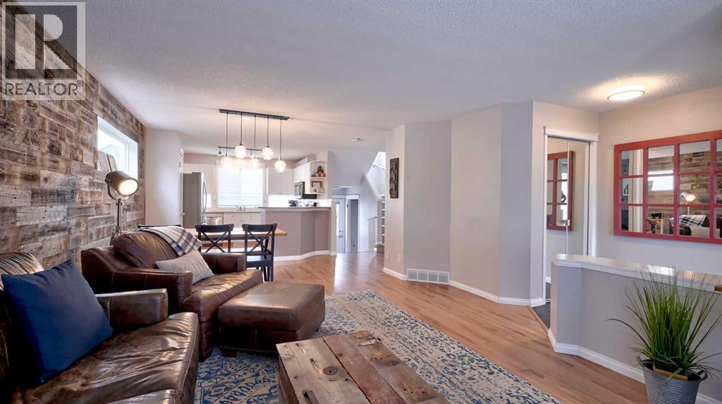 20 Tuscany Valley Park Nw, Calgary, Alberta  T3L 2B6 - Photo 7 - A2315770