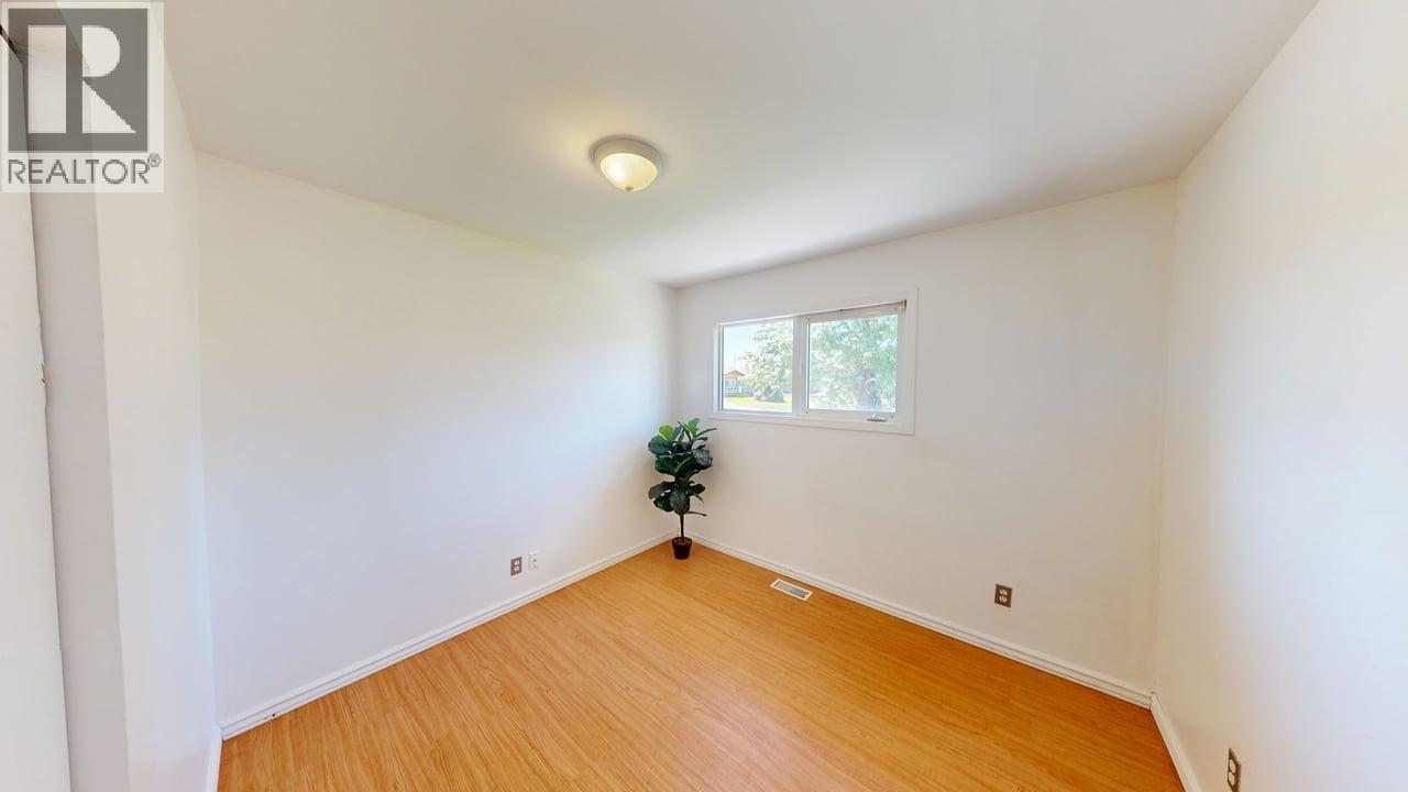 11023 Peace River Road, Fort St. John, British Columbia  V1J 2S8 - Photo 11 - R3130445