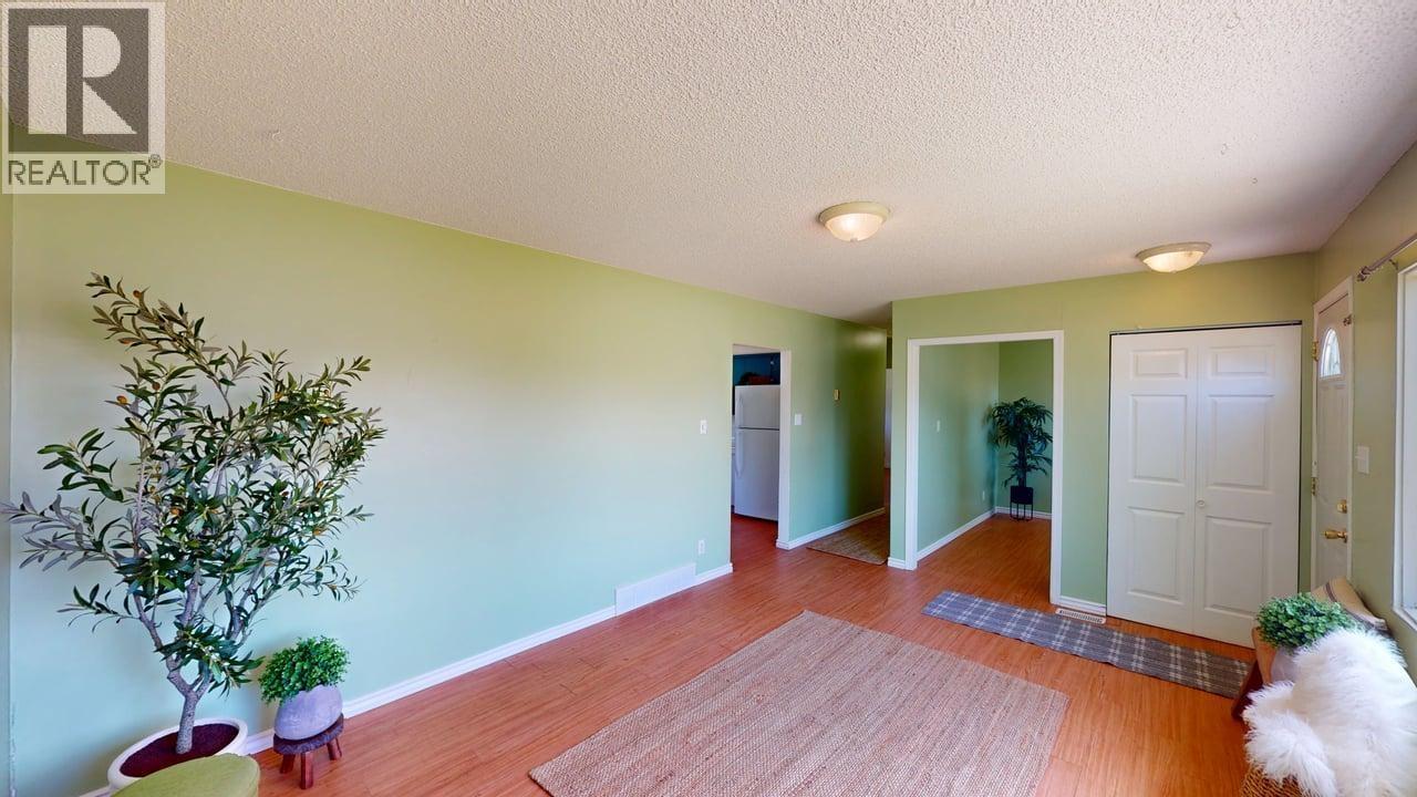 11023 Peace River Road, Fort St. John, British Columbia  V1J 2S8 - Photo 4 - R3130445