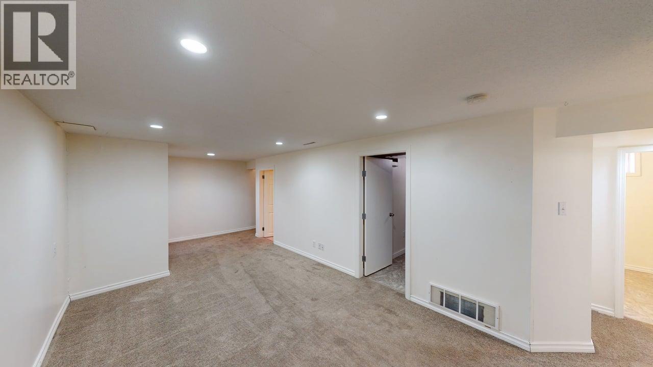 11023 Peace River Road, Fort St. John, British Columbia  V1J 2S8 - Photo 34 - R3130445