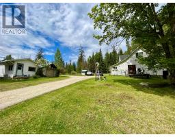 740 Highway 6 S, Nakusp, British Columbia