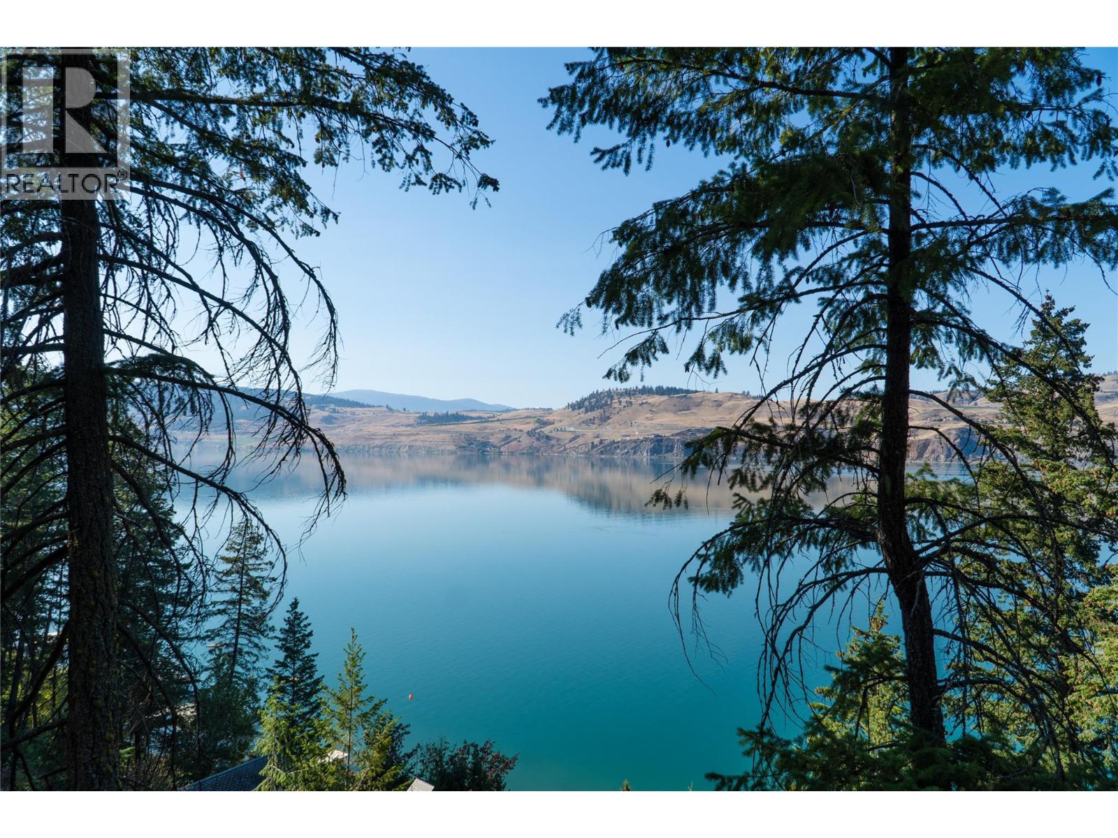 5893 Cosens Bay Road, Coldstream, British Columbia  V1B 1N8 - Photo 14 - 10364976