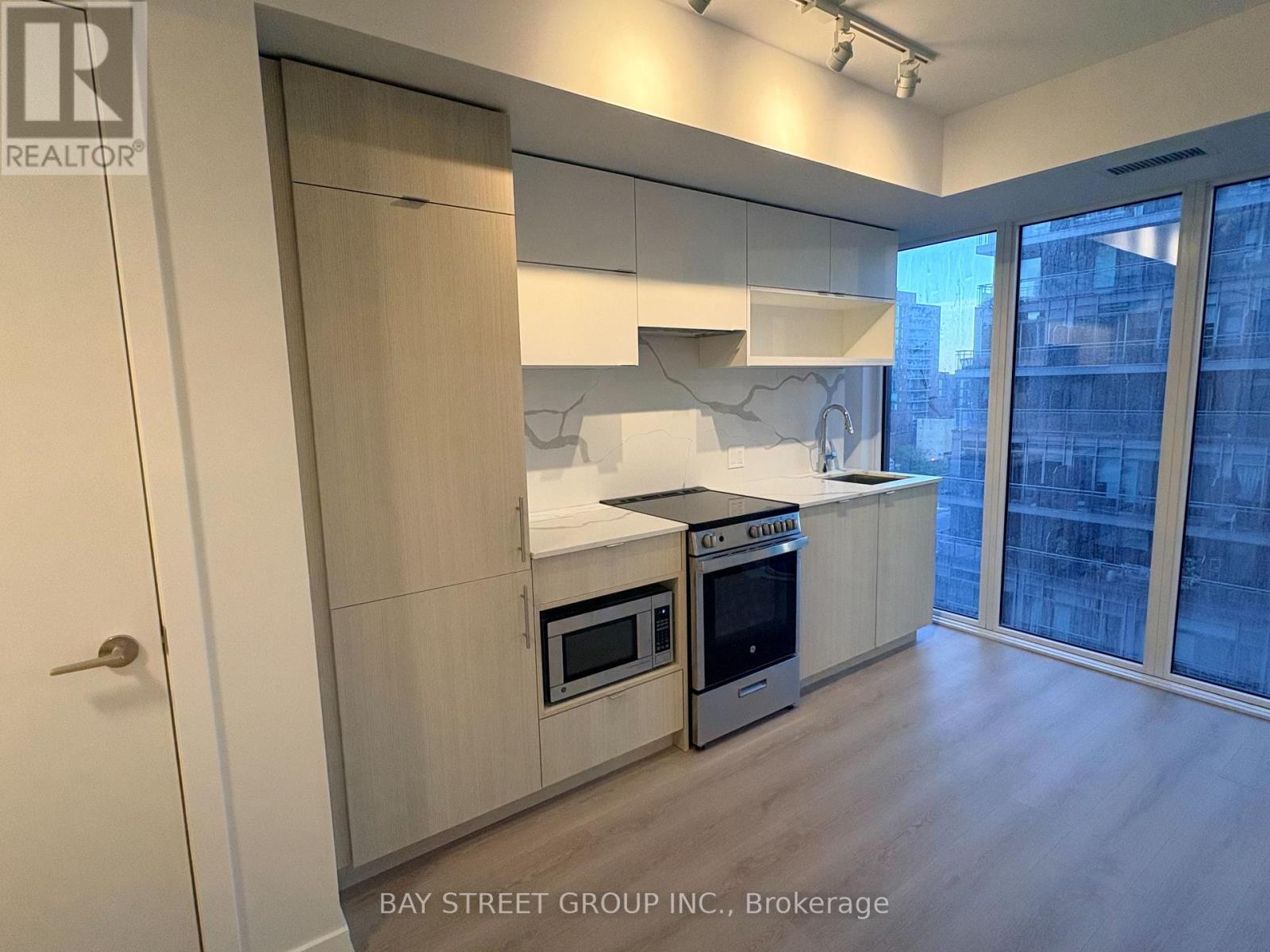 907 - 100 Queen Street E, Toronto, Ontario  M5C 0B5 - Photo 3 - C13225350
