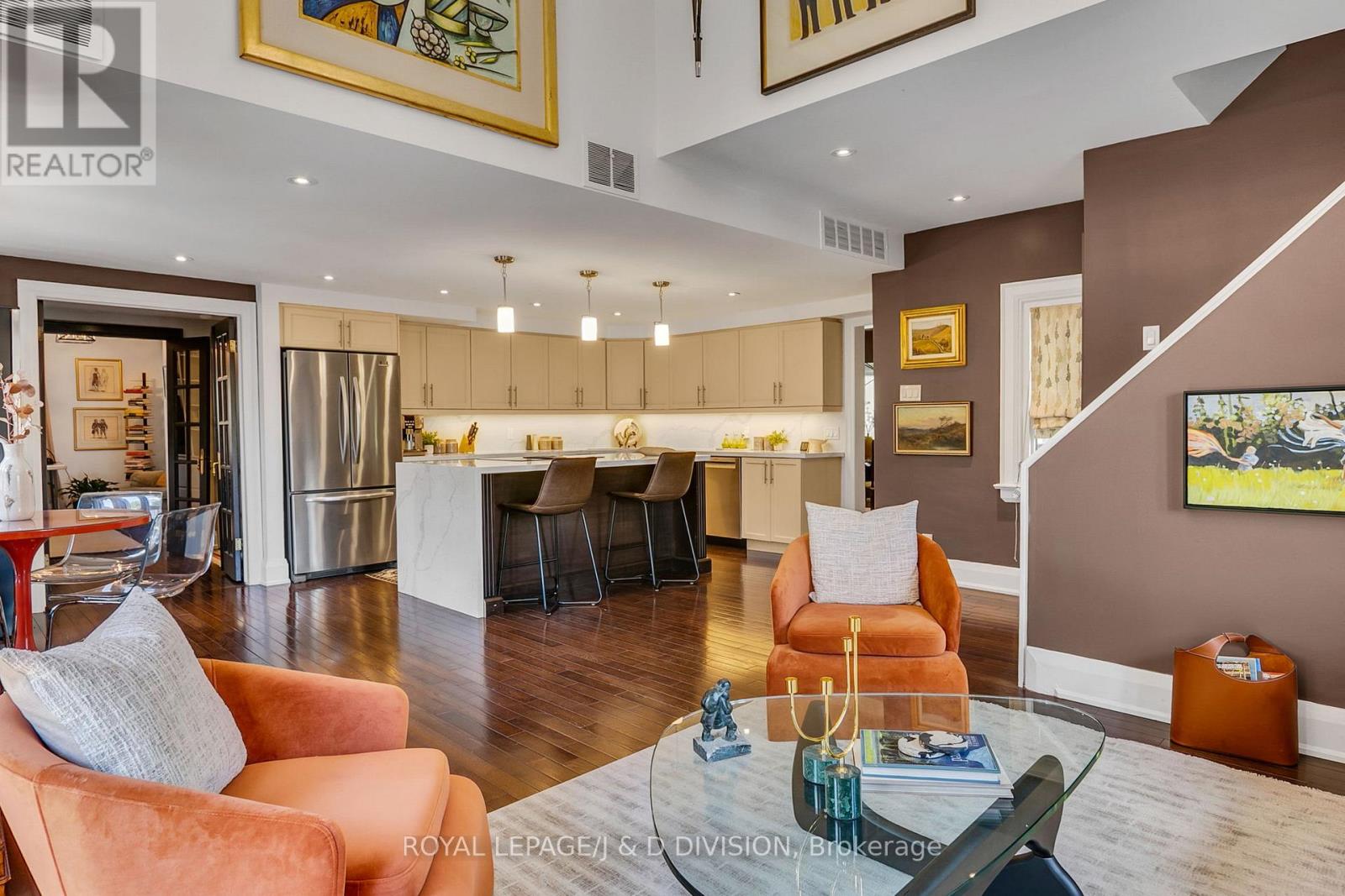 137 Highbourne Road, Toronto, Ontario  M5P 2J8 - Photo 16 - C13225368