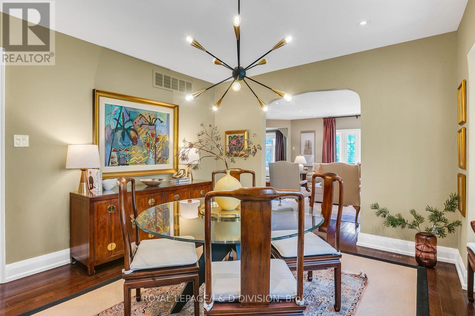 137 Highbourne Road, Toronto, Ontario  M5P 2J8 - Photo 9 - C13225368