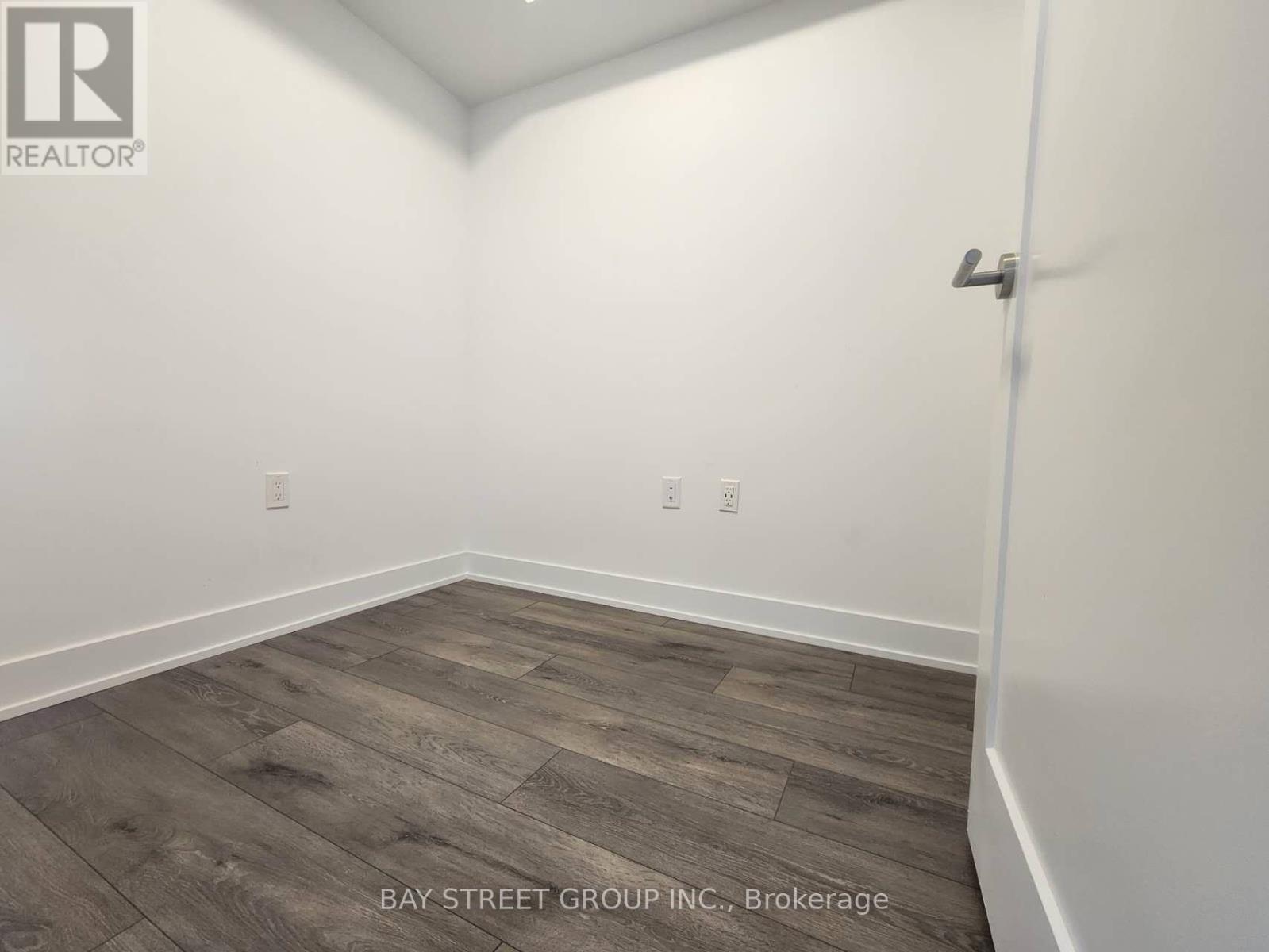 2024 - 585 Bloor Street E, Toronto, Ontario  M4W 0B3 - Photo 14 - C13225370