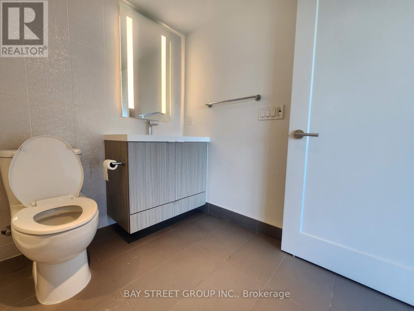 2024 - 585 Bloor Street E, Toronto, Ontario  M4W 0B3 - Photo 15 - C13225370