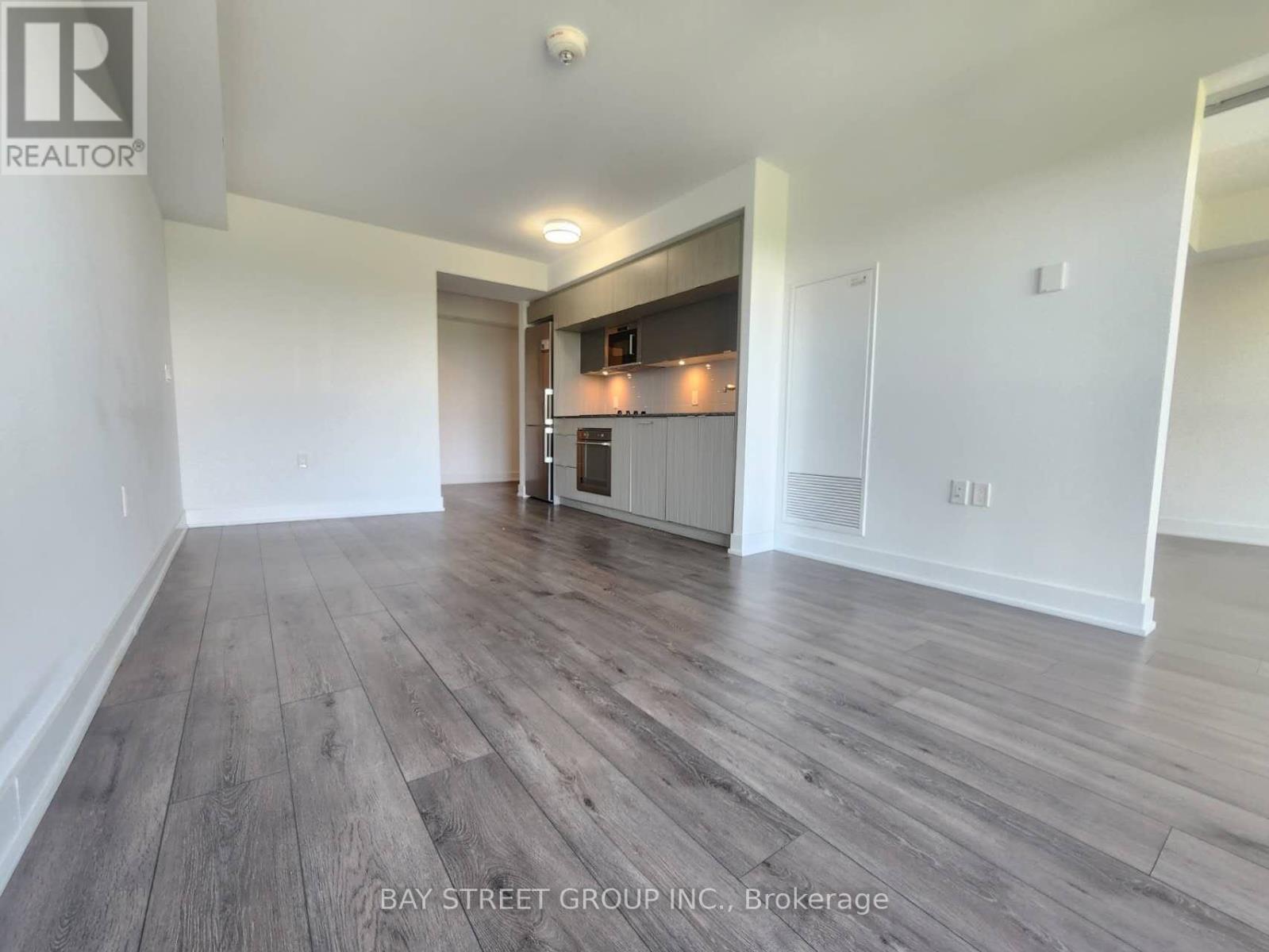2024 - 585 Bloor Street E, Toronto, Ontario  M4W 0B3 - Photo 4 - C13225370