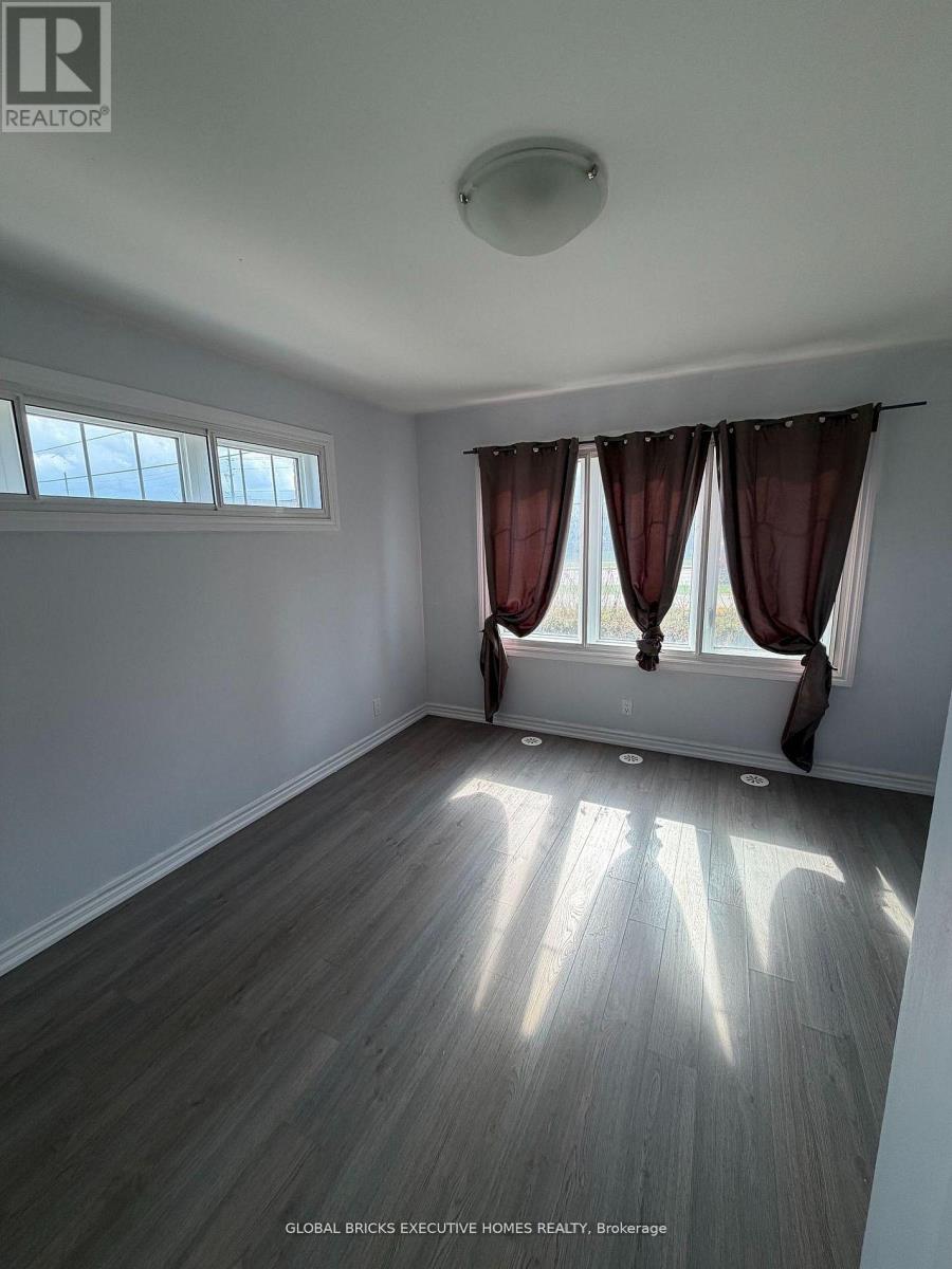 130 - 2500 Hillrise Court, Oshawa, Ontario  L1L 0M6 - Photo 10 - E13225360