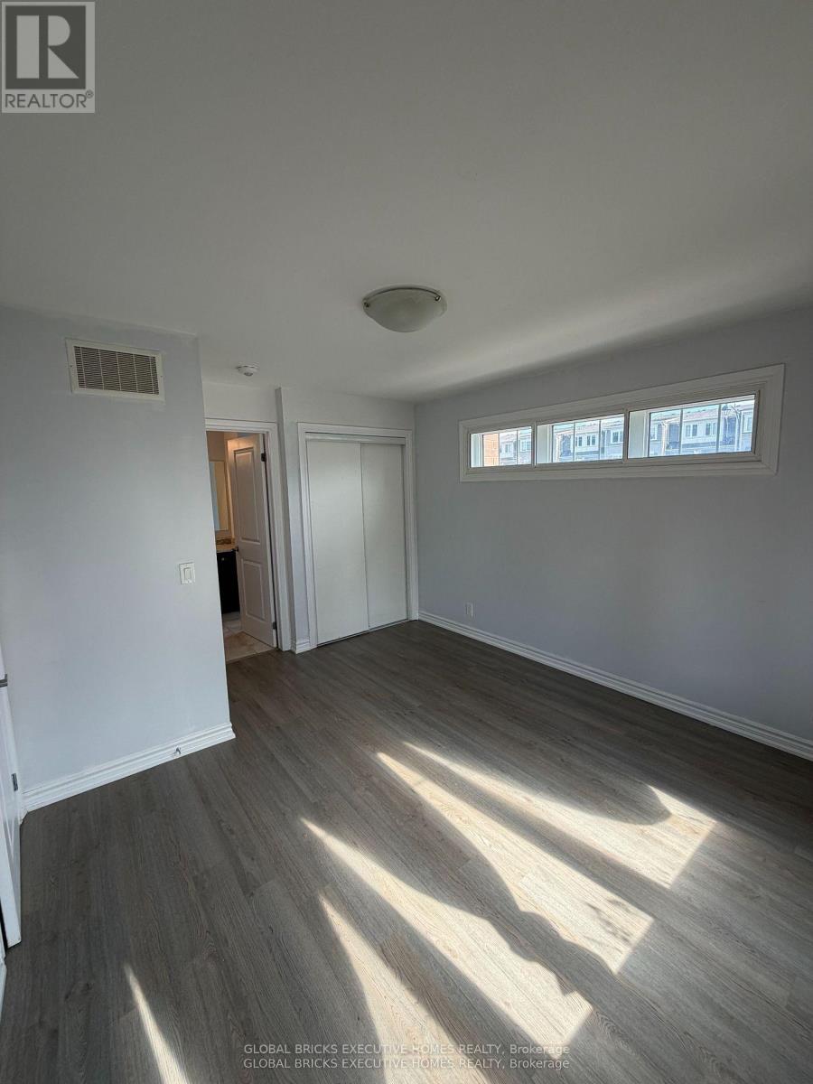 130 - 2500 Hillrise Court, Oshawa, Ontario  L1L 0M6 - Photo 11 - E13225360