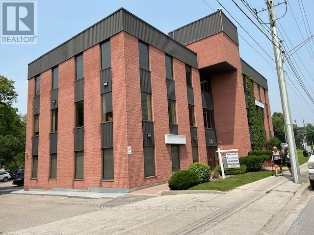 302 - 30 Prospect Street, Newmarket, Ontario  L3Y 3S9 - Photo 2 - N13225340