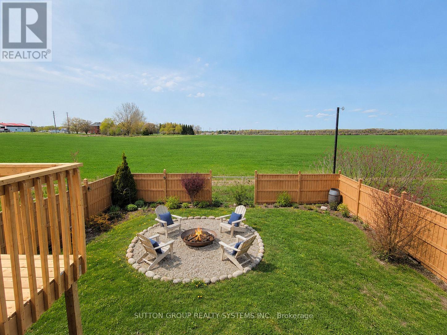 Main Floor - 62 Laidlaw Drive, Barrie (Sunnidale), Ontario  L4N 7W2 - Photo 6 - S13225326