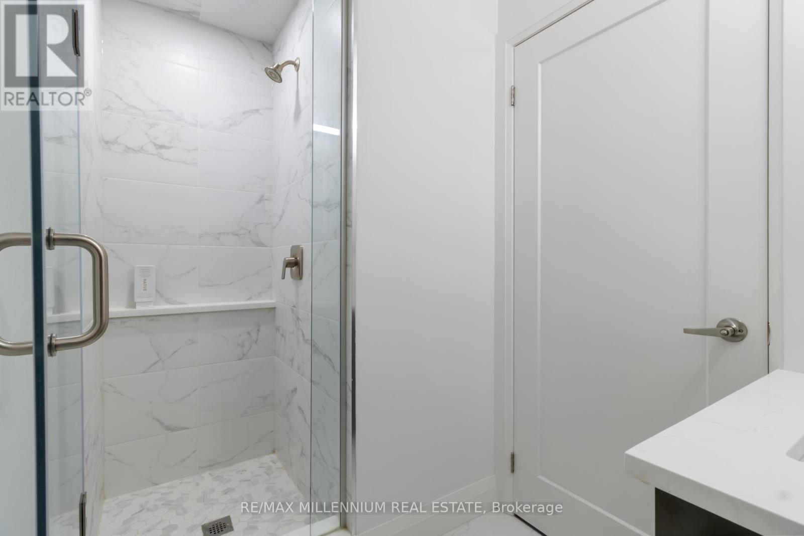 1302 - 500 Brock Avenue, Burlington, Ontario  L7S 0A5 - Photo 5 - W13225306