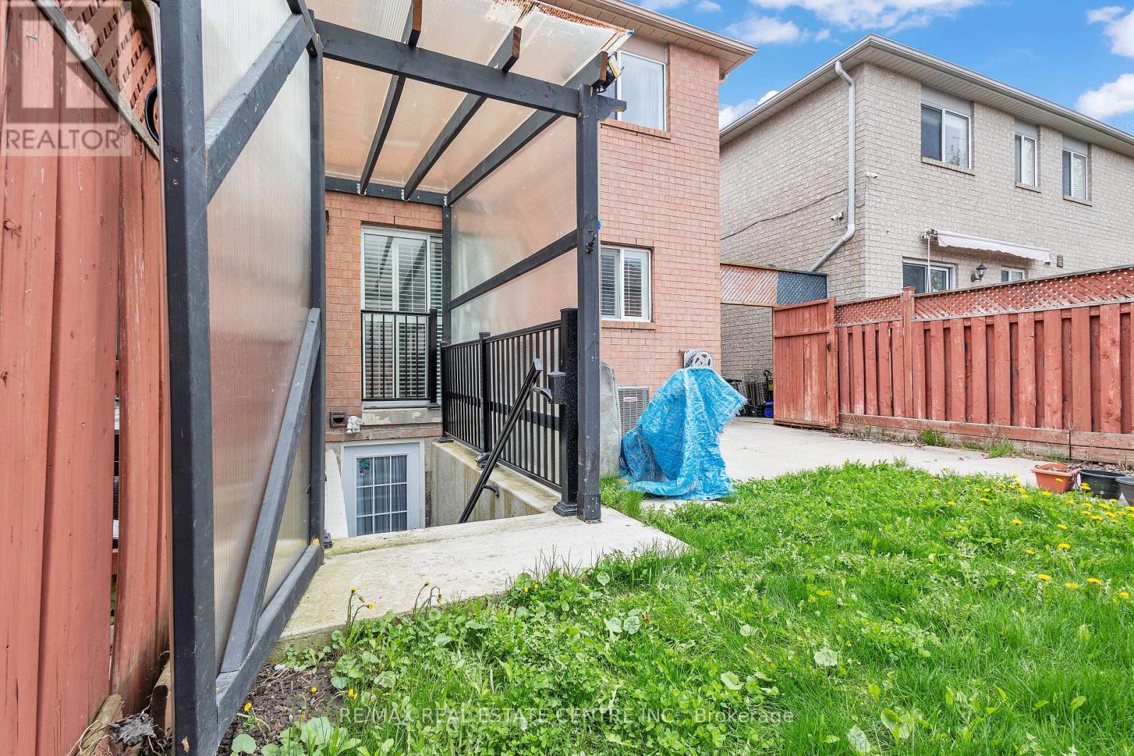 Basement - 42 Baha Crescent, Brampton, Ontario  L7A 2J3 - Photo 2 - W13225348