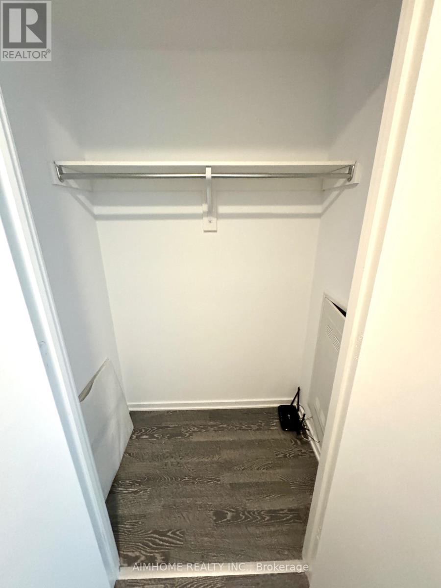 2510 - 1 Bloor Street E, Toronto, Ontario  M4W 0A8 - Photo 11 - C13152358