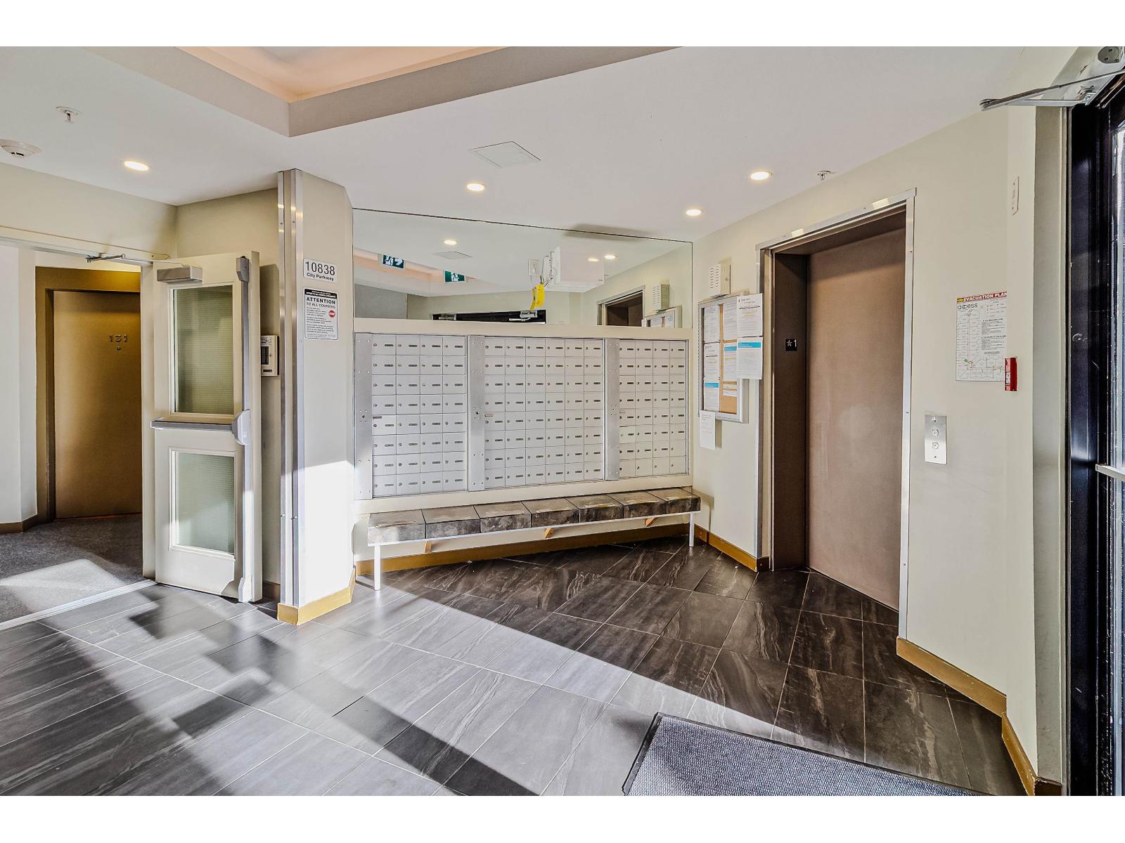 331 10838 City Parkway, Surrey, British Columbia  V3T 5X9 - Photo 18 - R3129598