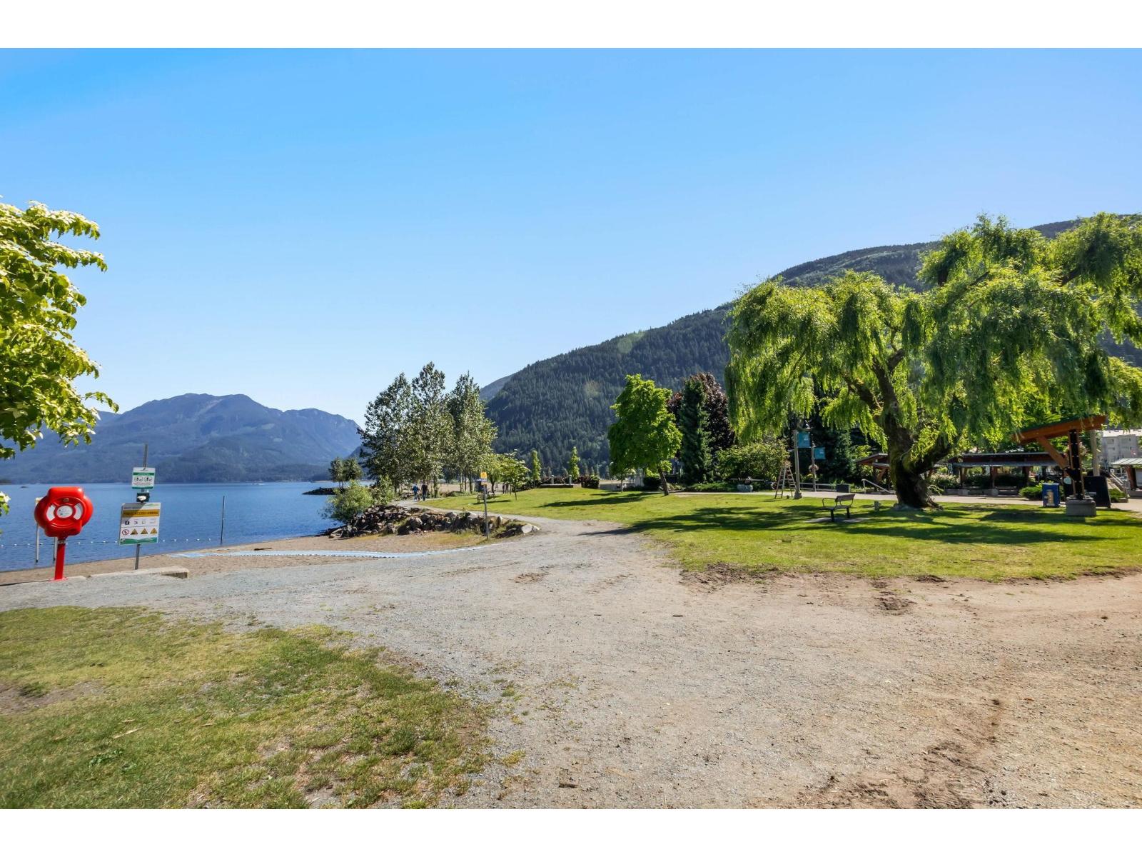 212c 160 Esplanade Avenue, Harrison Hot Springs, Harrison Hot Springs, British Columbia  V0M 1K0 - Photo 32 - R3130366
