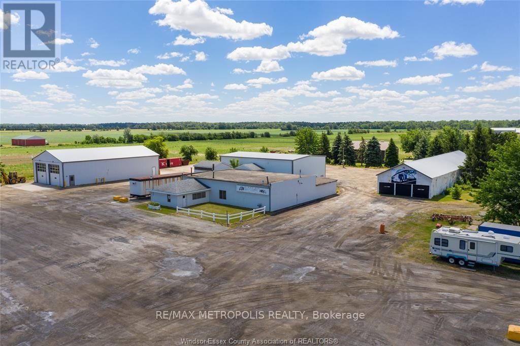 1507 PETROLIA LINE, St. Clair, Ontario