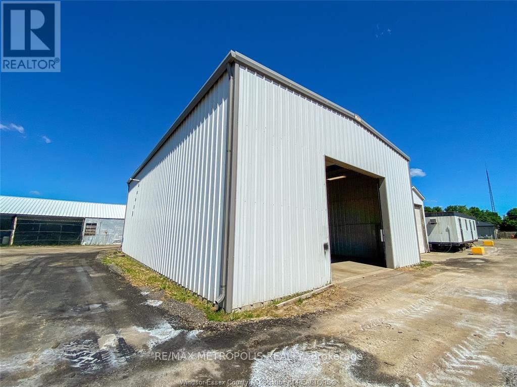 1507 Petrolia Line, St. Clair, Ontario  N0N 1G0 - Photo 21 - X13225406