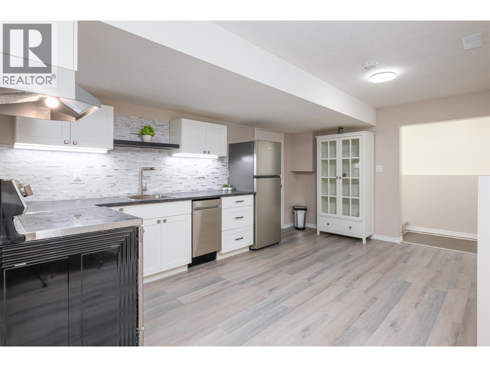 6879 Westmount Drive, Prince George, British Columbia  V2N 6R5 - Photo 26 - R3130678